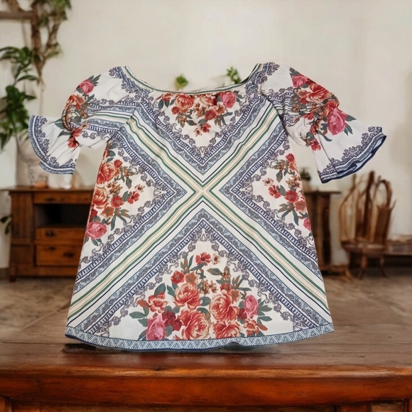 Jealous Tomato Cabbage Rose Off Shoulder Short Bell Sleeve Top Floral Small - Picture 2 of 6